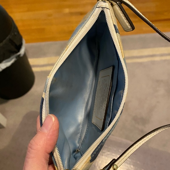 Blue and white Coach wristlet - Picture 5 of 5